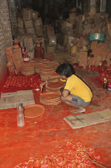 DIWALI   (Préparatifs Calcutta )  DIYA  ( lampes à huile)